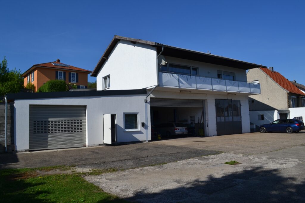 Rückseite Gebäude, zweite Zuwegung
